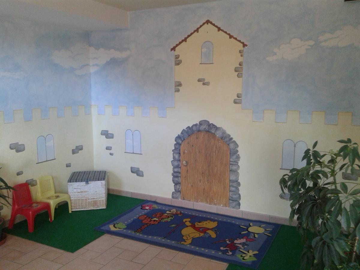 Albergo Pensione Serenetta Varena Exterior foto